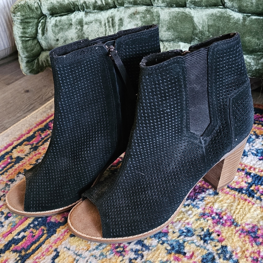 Black Peep-Toe Ankle Boots